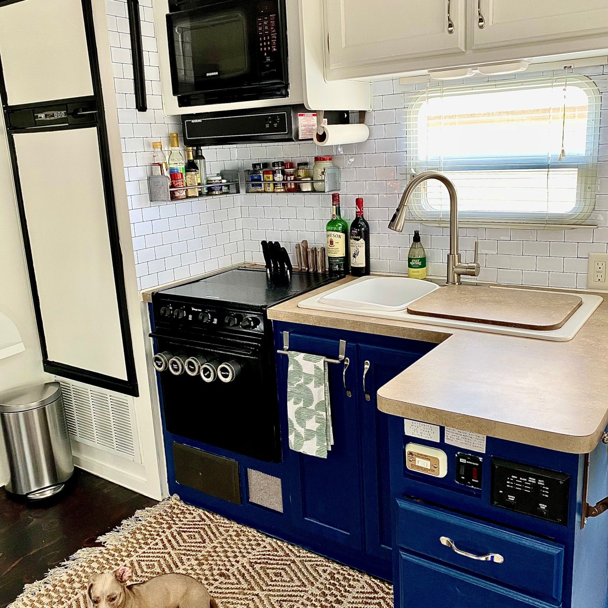 Essential Steps to Paint RV Cabinets and&nbsp;Walls